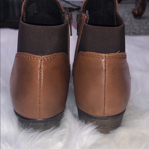 STEVE MADDEN BOOTIE - Picture 6 of 7